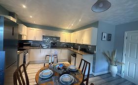 Entire 2 Bedroom House.